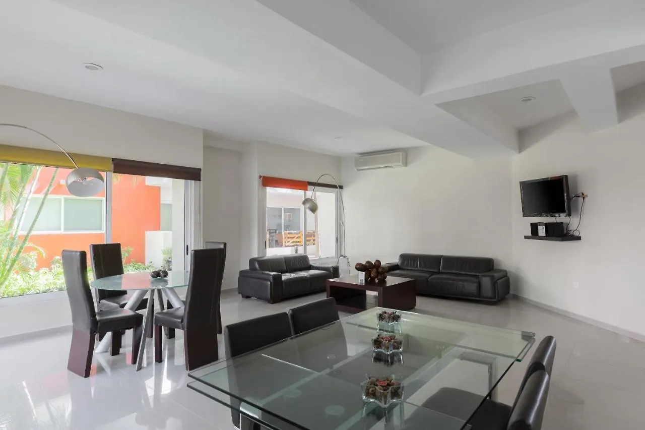 Phenomenal Combo Of 2 Separate Ph 1 In Playa Del Carmen With Private Jacuzzi, Chic Amenities, Gym And 2 Rooftops 0*,